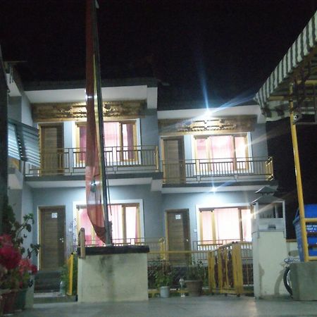 Chandan Guest House Leh Bagian luar foto
