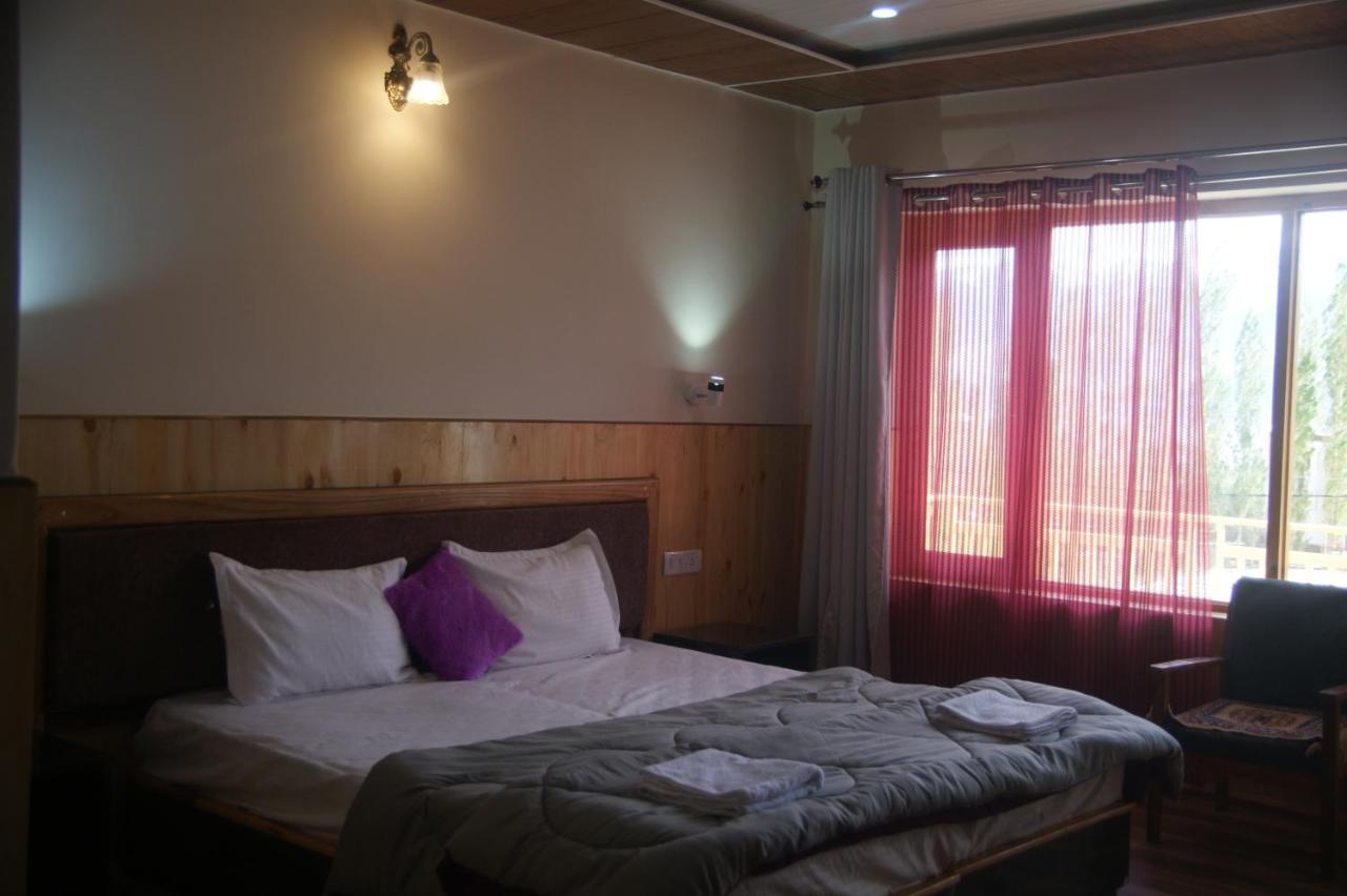 Chandan Guest House Leh Bagian luar foto
