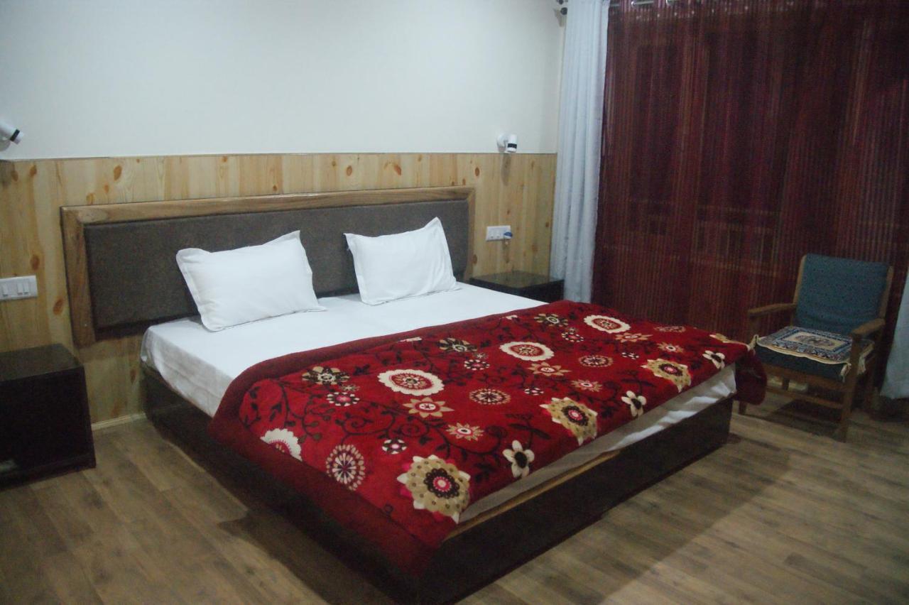 Chandan Guest House Leh Bagian luar foto