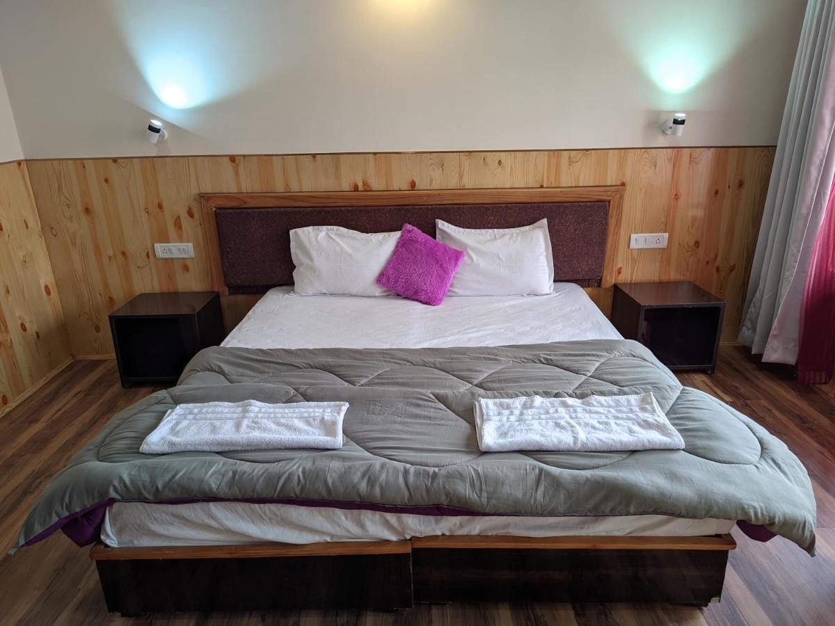 Chandan Guest House Leh Bagian luar foto