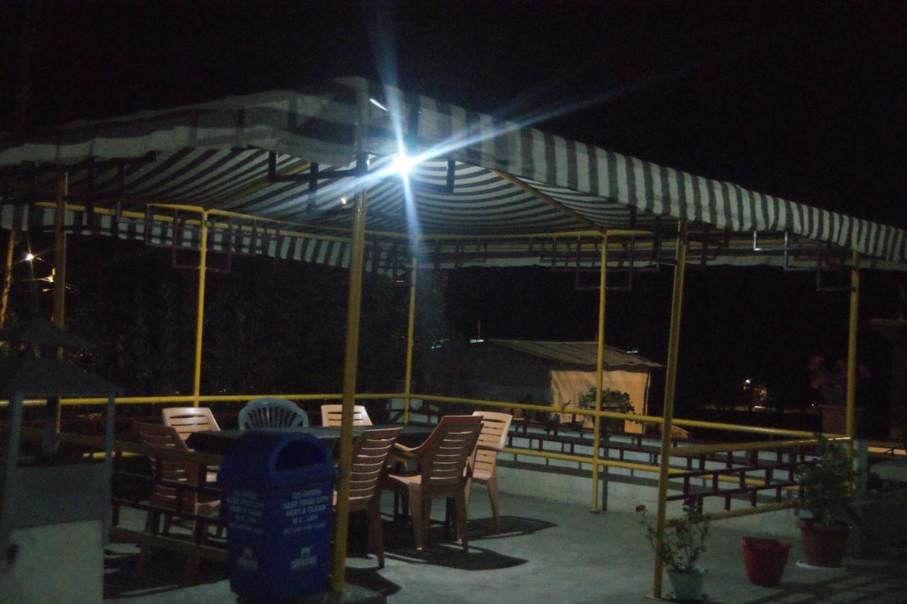 Chandan Guest House Leh Bagian luar foto